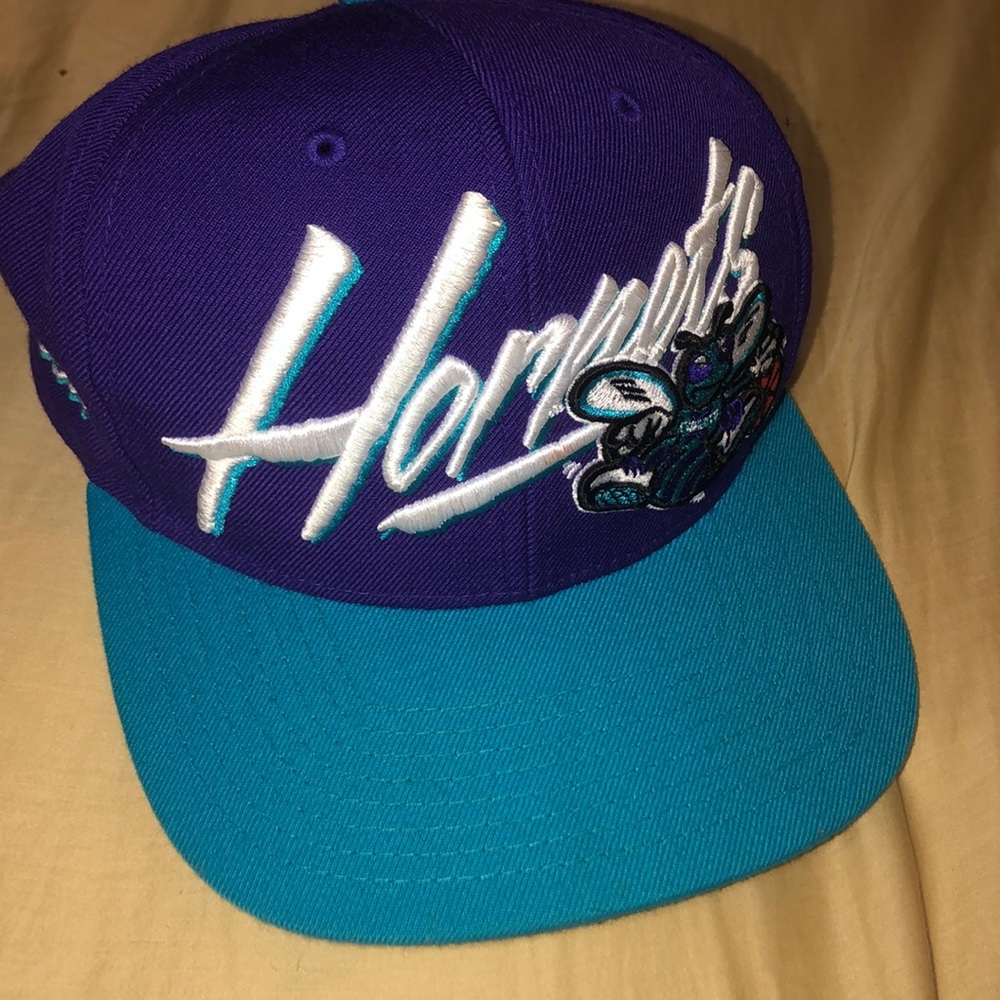 Hornets hat